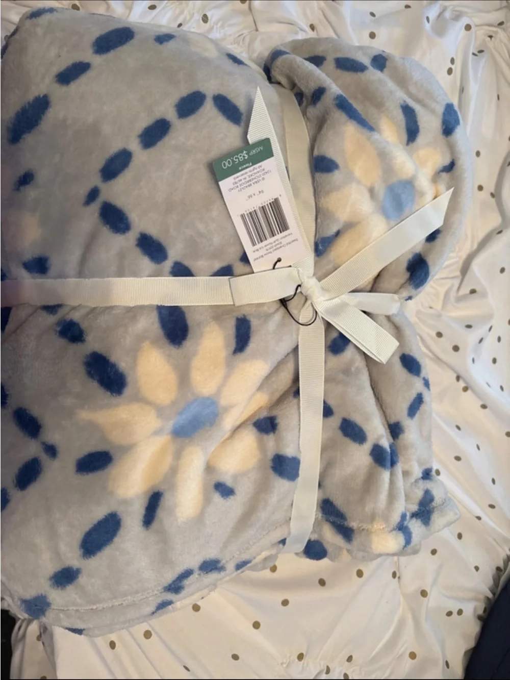 Vera Bradley Cozy Floral Dot Throw Blanket - Blue & Cream